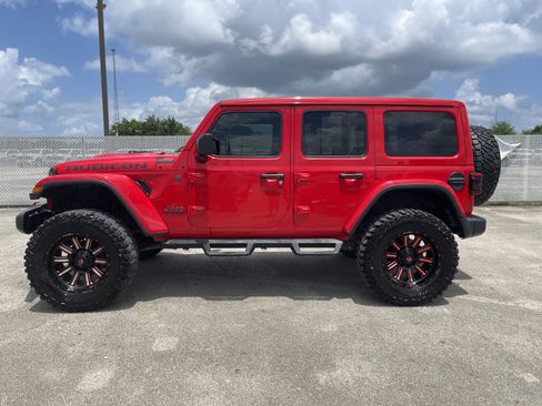 Used 2019 Jeep Wrangler Unlimited Rubicon AWD/4WD image 7