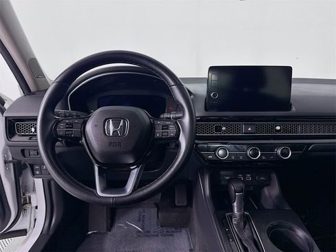 Used 2022 Honda Civic Touring image 22