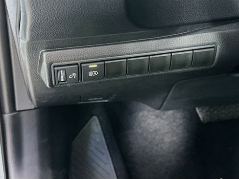 Used 2026 Toyota Corolla LE image 17