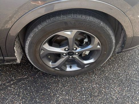 Used 2023 Ford Escape ST-Line w/ Tech Pack #1 FWD image 8
