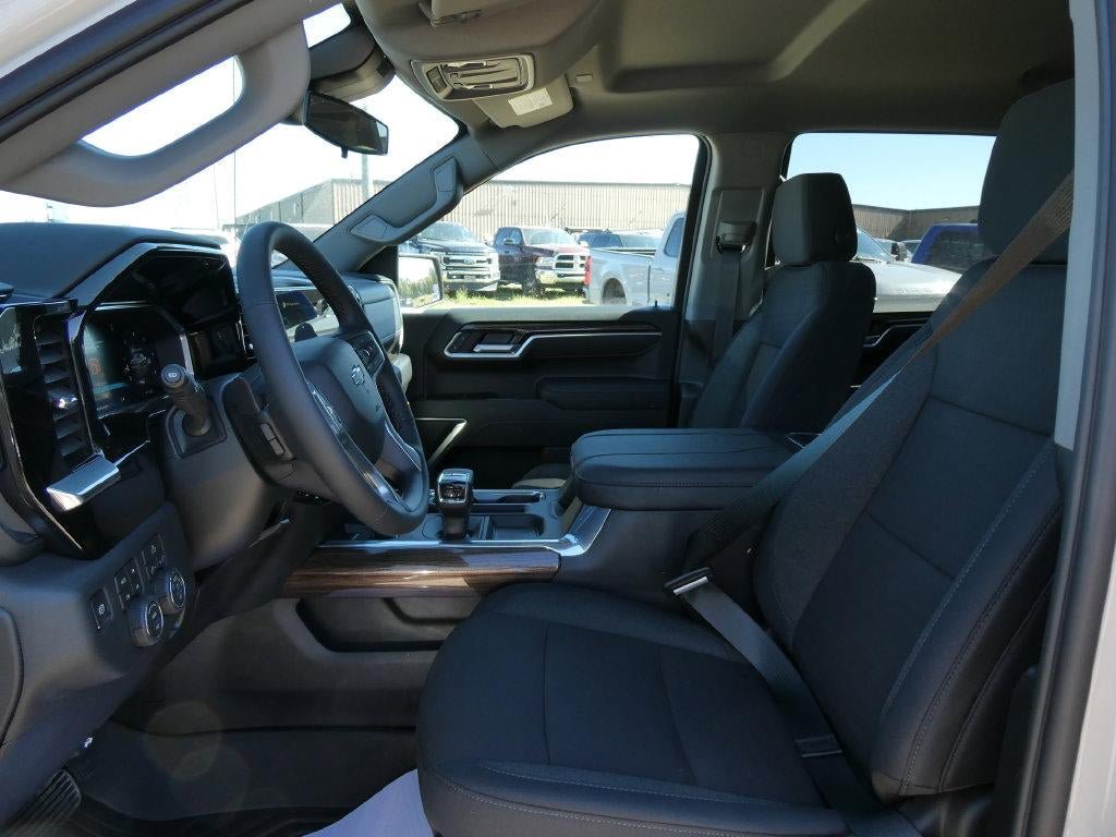 New 2026 Chevrolet Silverado 1500 RST AWD/4WD image 17