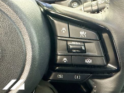Used 2026 Subaru Forester Premium AWD/4WD image 13