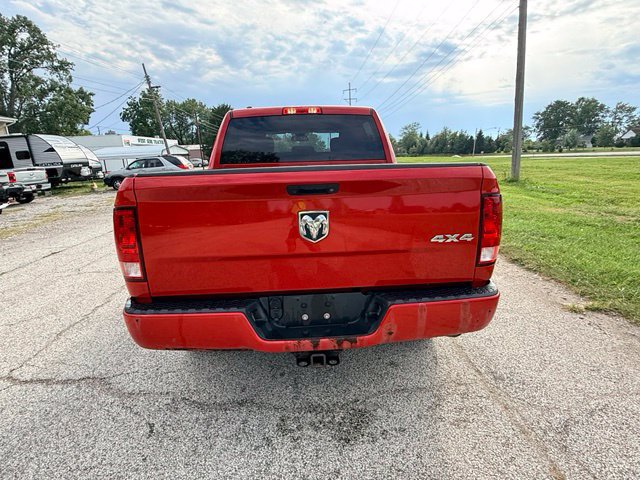 Used 2018 RAM 1500 Express AWD/4WD image 10