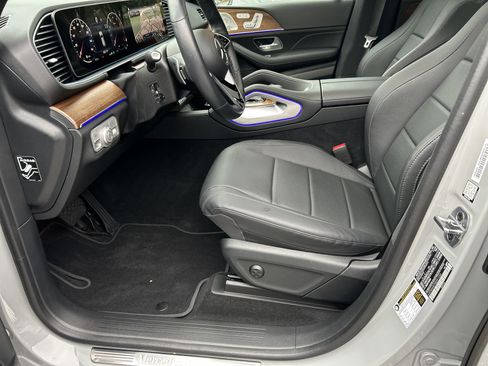 Certified 2025 Mercedes-Benz GLE 450 4MATIC image 19