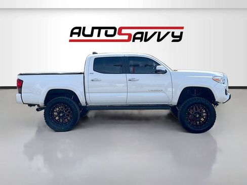 Used 2023 Toyota Tacoma SR5 RWD image 8