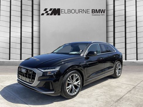 Used 2023 Audi Q8 Prestige image 3