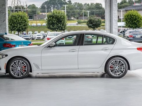 Used 2019 BMW 530i w/ Convenience Package RWD image 59