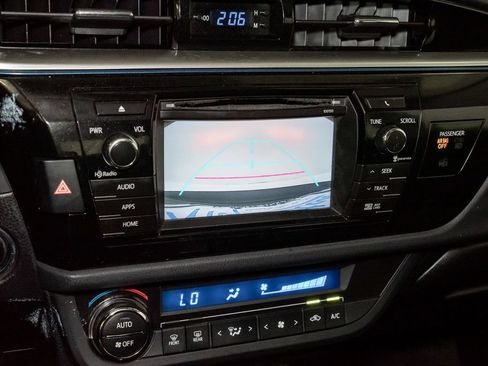 Used 2014 Toyota Corolla S Premium w/ Driver Convenience Package FWD image 17