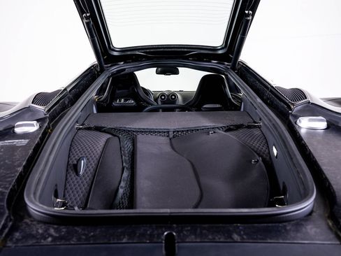 Used 2022 McLaren GT RWD image 26