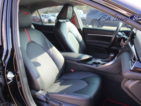 Used 2022 Toyota Camry TRD image 11