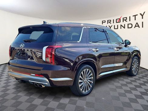 Used 2024 Hyundai Palisade Calligraphy AWD/4WD image 4