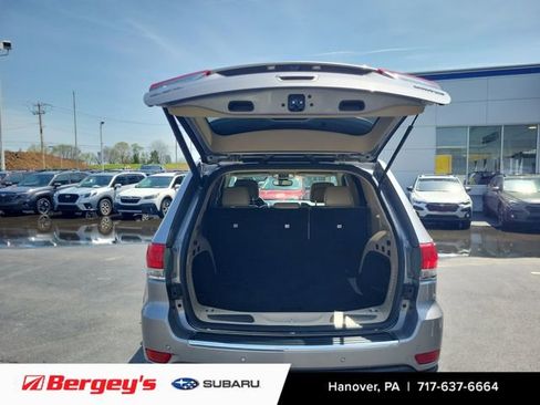 Used 2019 Jeep Grand Cherokee Limited AWD/4WD image 12