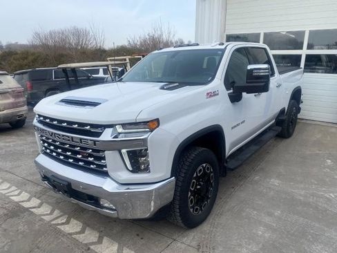 Used 2022 Chevrolet Silverado 3500 LTZ w/ LTZ Plus Package image 1