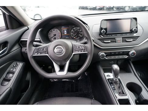 Used 2022 Nissan Altima 2.5 S image 19