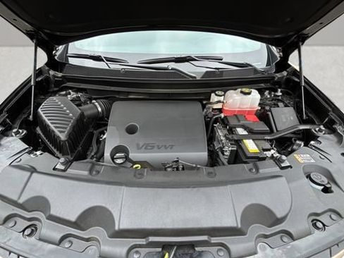 Used 2023 Chevrolet Traverse High Country w/ LPO, Floor Liner Package FWD image 33