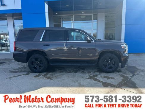 Used 2017 Chevrolet Tahoe LT image 3
