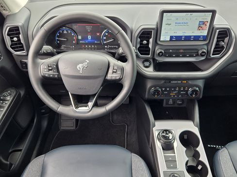 Used 2024 Ford Bronco Sport Outer Banks w/ Tech Package AWD/4WD image 26