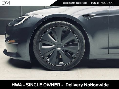 Used 2024 Tesla Model S AWD/4WD image 37