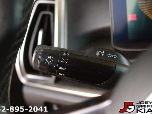 Certified 2024 Kia Sorento S w/ Panoramic Sunroof Package FWD image 25