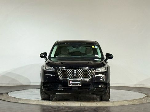 Used 2022 Lincoln Corsair Grand Touring image 3