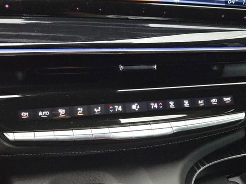 Used 2024 Cadillac Escalade Sport w/ Touring Package image 21