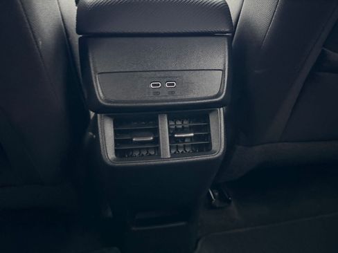 Used 2025 Chevrolet Equinox LT image 23