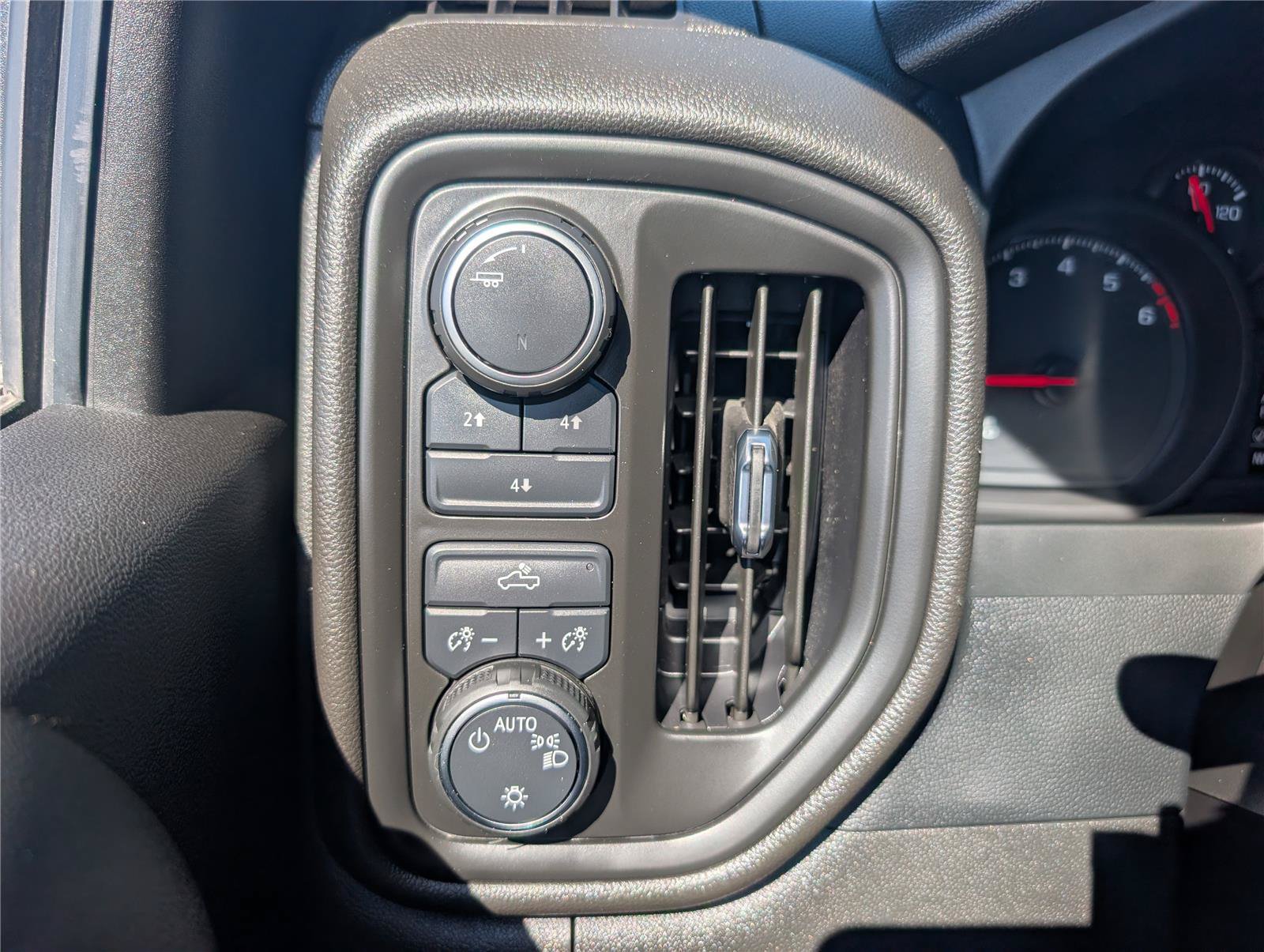 Used 2023 Chevrolet Silverado 2500 W/T w/ WT Fleet Convenience Package AWD/4WD image 18