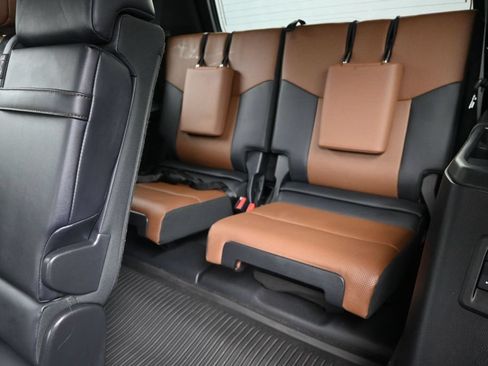 Used 2026 Lexus GX 550 w/ Accessory Package (2T) AWD/4WD image 27