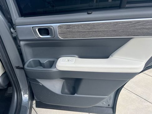 Certified 2024 Hyundai Santa Fe Limited FWD image 9