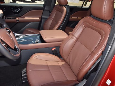 New 2026 Lincoln Aviator Reserve RWD image 32