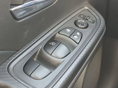 New 2025 Nissan Versa SV w/ Trunk Package image 21