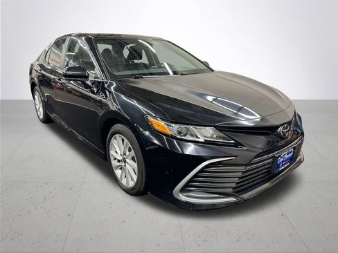 Used 2024 Toyota Camry LE w/ Cold Weather Package image 9