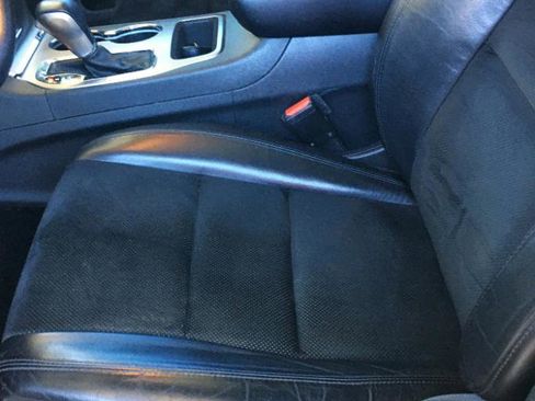 Used 2018 Jeep Grand Cherokee Altitude image 12