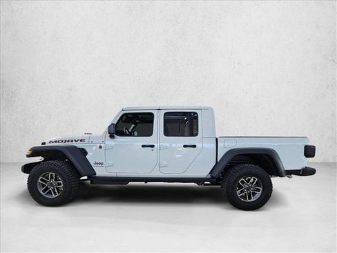New 2026 Jeep Gladiator Mojave image 5