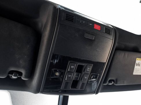 Used 2016 Volkswagen GTI SE w/ Lighting Package (SEL) FWD image 25