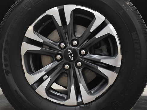 Used 2022 Chevrolet Colorado Z71 AWD/4WD image 32