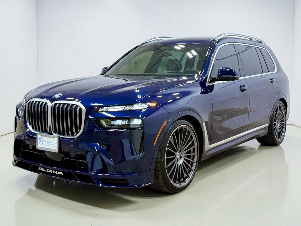 Used 2025 BMW ALPINA XB7 AWD/4WD image 9
