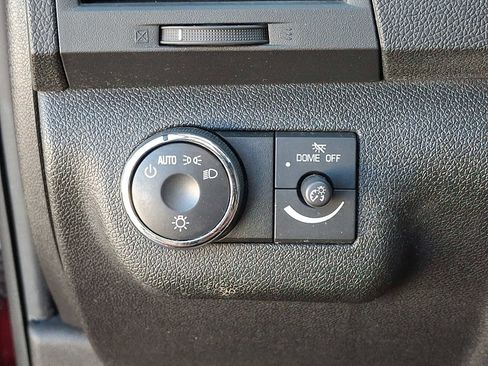 Used 2012 Chevrolet Traverse LT w/ All-Star Edition image 24