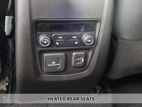 Used 2021 Buick Enclave Avenir image 8