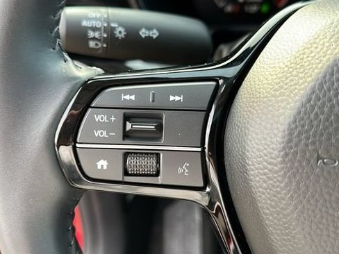Used 2024 Honda CR-V EX-L image 13