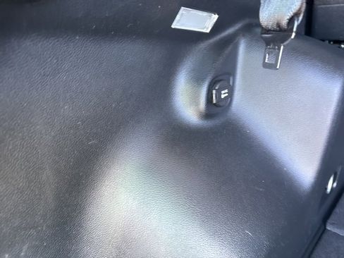 Used 2020 Jeep Cherokee Latitude Plus image 34