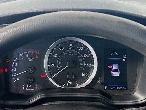 Used 2020 Toyota Corolla LE FWD image 12