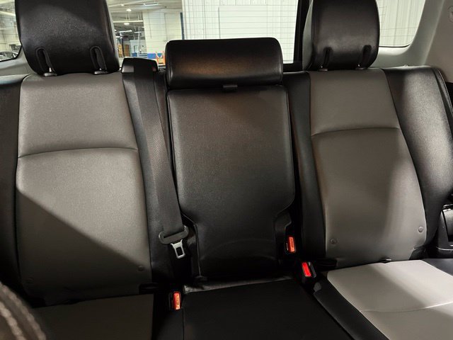 Used 2016 Toyota 4Runner SR5 Premium RWD image 12