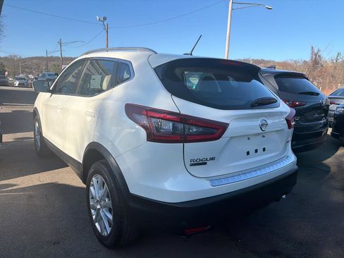 Used 2020 Nissan Rogue Sport SV w/ Technology Package AWD/4WD image 12
