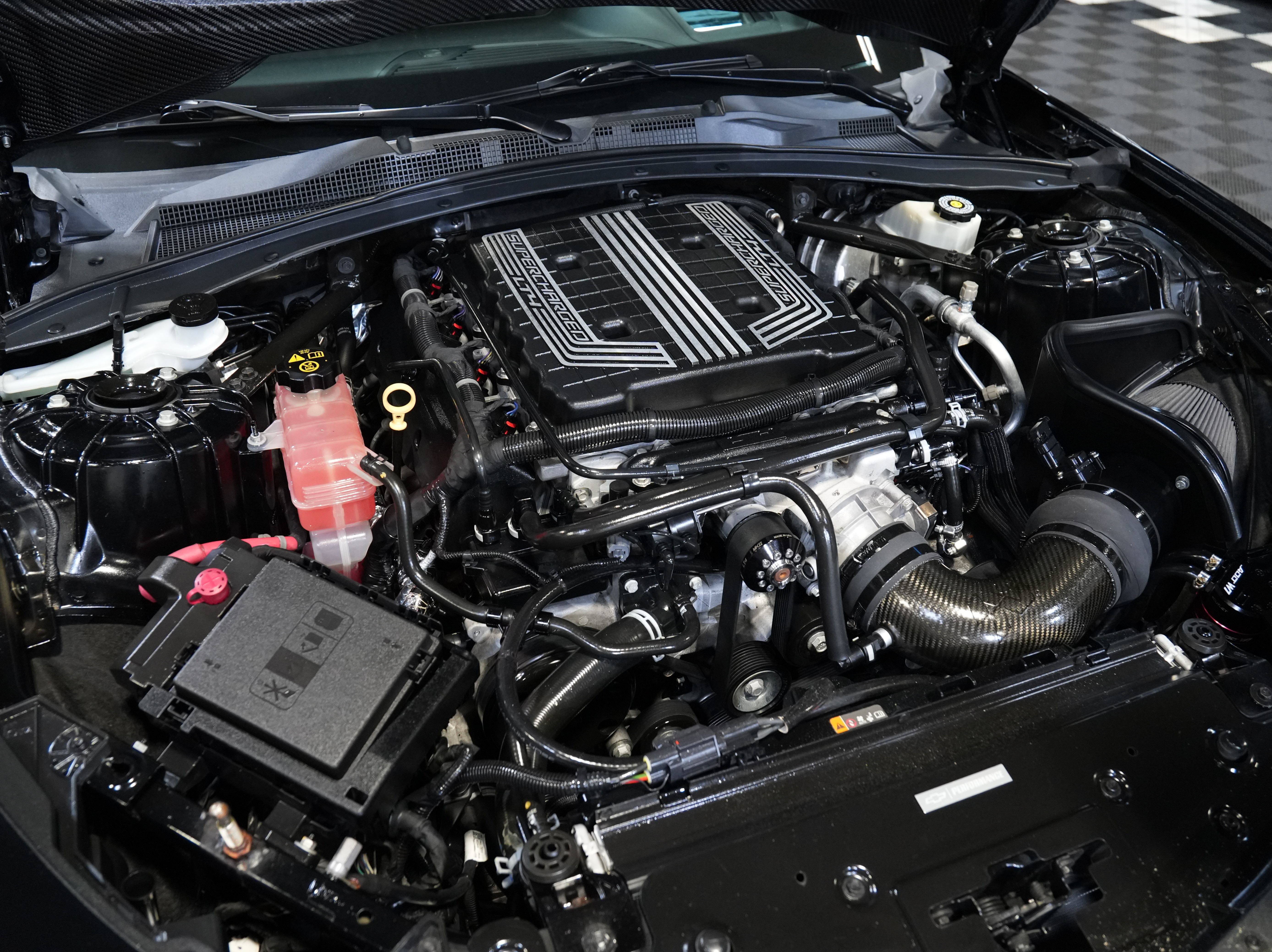 Used 2018 Chevrolet Camaro ZL1 RWD image 40
