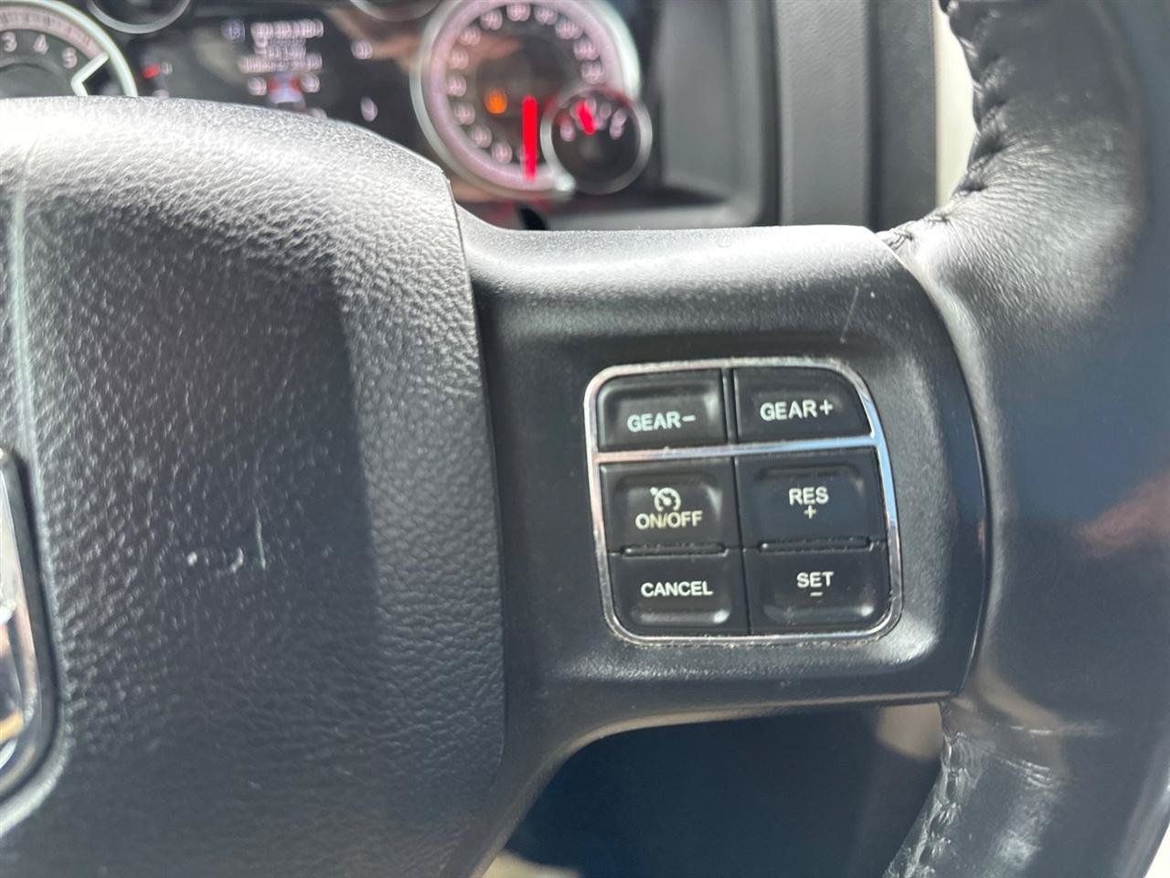 Used 2018 RAM 1500 Outdoorsman AWD/4WD image 28