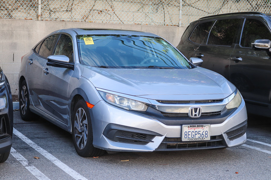 Used 2018 Honda Civic EX image 3