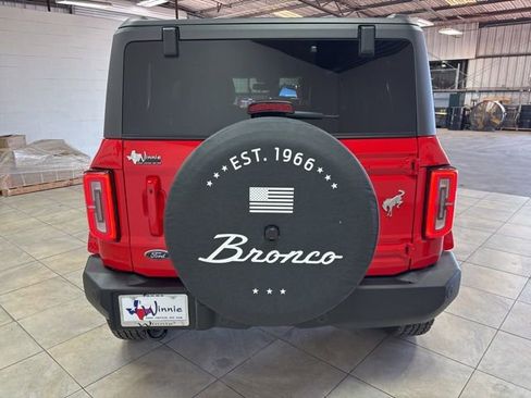 Used 2023 Ford Bronco Outer Banks AWD/4WD image 7