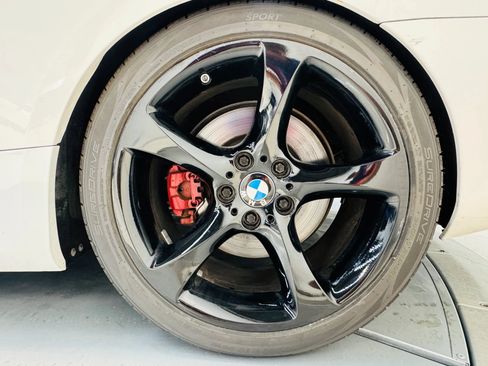Used 2011 BMW 335i Convertible RWD image 19