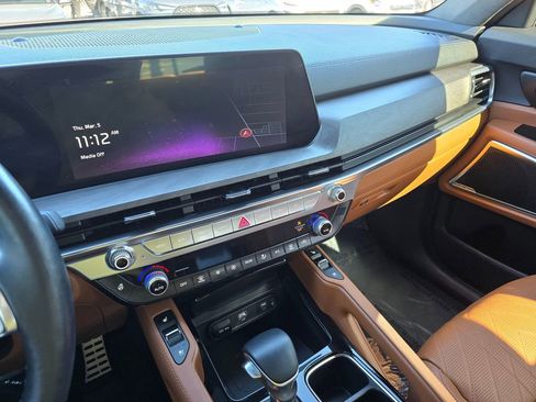 Used 2024 Kia Telluride SX Prestige X-Line image 32